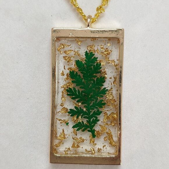 Necklace & Earring Set Gold Rectangle w/ Green Lea - Picture 3 of 4